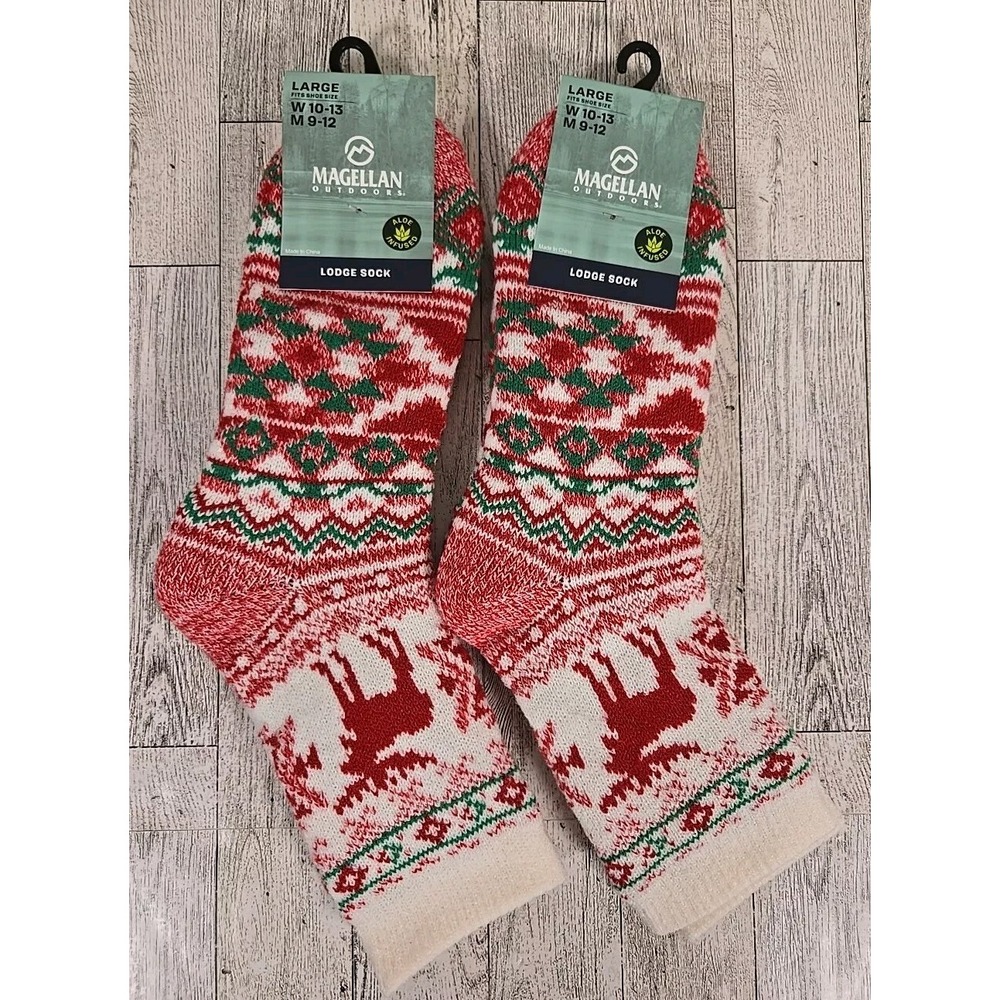 Magellan Socks LARGE Lodge Socks Red Fair Isle Reindeer Shoe Sz 10-13 Lot of 2